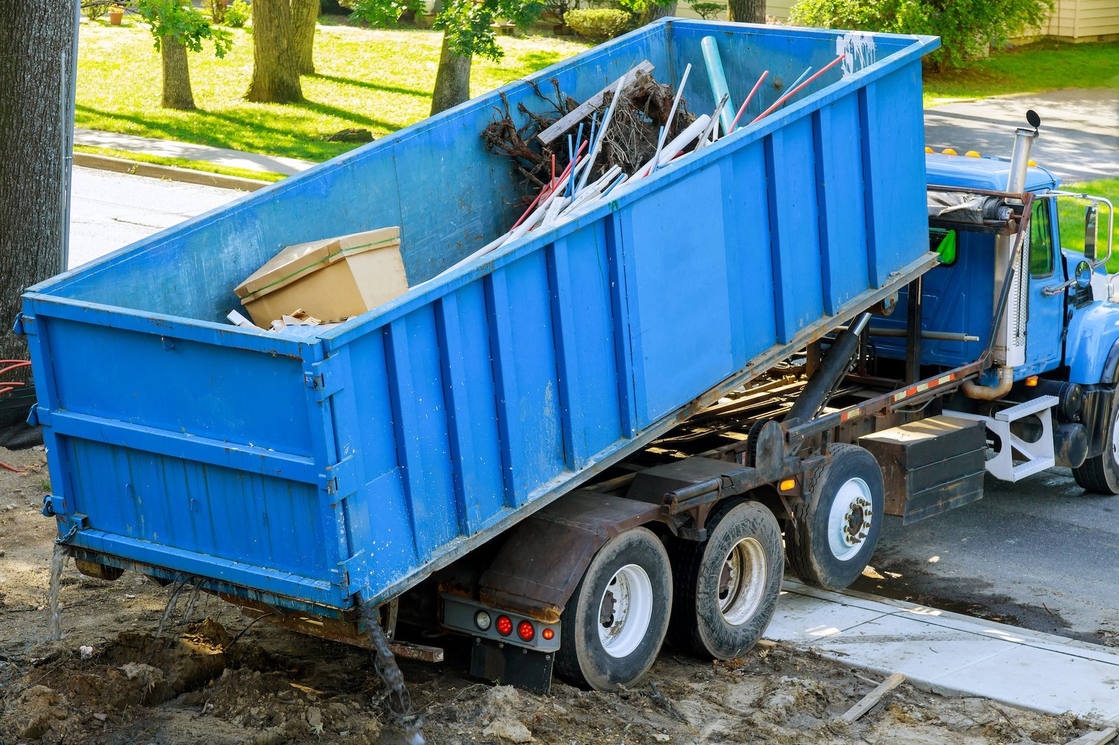 Construction Debris Removal: Keeping South Florida Jobsites Clean and Organized